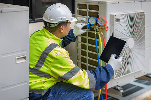 Professional Hvac Installation technician working in Hampton Falls, NH